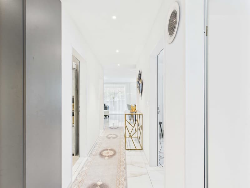 Moderne 4.5-Zi.-Wohnung mit Balkon & 2 TG in Ottenbach kaufen (7)