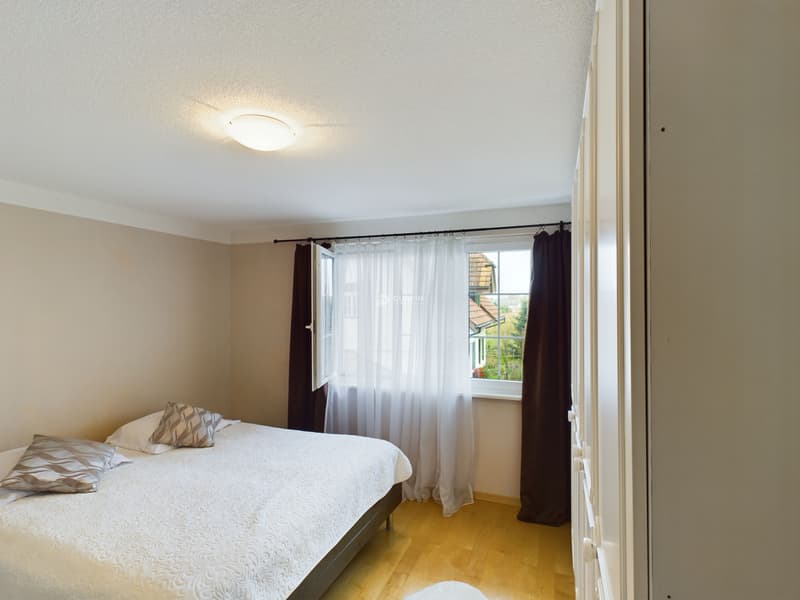 8.5-Zi.-Villa mit Pool & Einliegerwohnung in Oberentfelden (12)