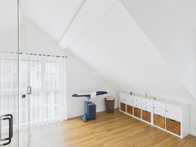 3-Familienhaus, saniert 2021, mit 2 Garagen in Trimbach (5)