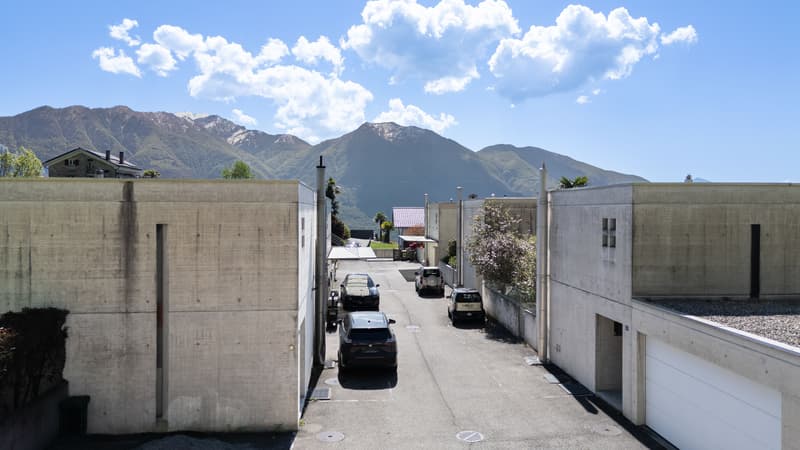 Meravigliosa casa di 5.5 locali con piscina a Brione sopra Minusio (8)
