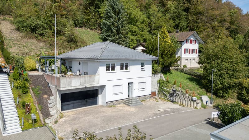 Elegantes 5.5-Zimmer-Haus in Oberbuchsiten (1)