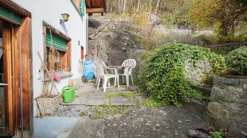 Gemütliches 6.5-Zimmer-Haus mit Einliegerwohnung in Ilanz/Glion (7)