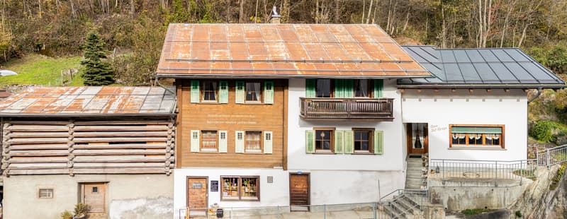 Gemütliches 6.5-Zimmer-Haus mit Einliegerwohnung in Ilanz/Glion (2)