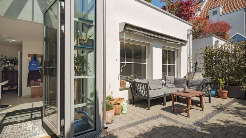 Praktische 2.5-Zimmer-Gartenwohnung in Bonstetten (4)