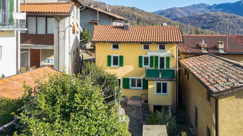 Accogliente Casa di 4.5 locali a Bigorio (1)