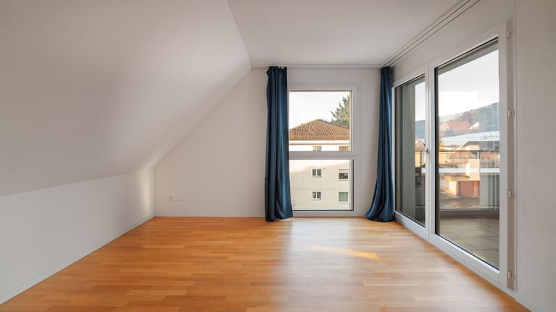 Helle 4.5-Zimmer-Wohnung in Oberweningen (8)