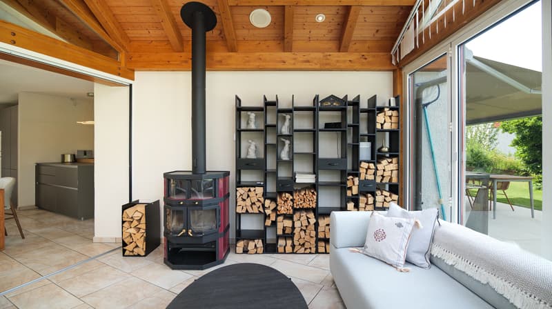 Grosszügiges 6.5-Zimmer-Haus mit Pool in Remetschwil (4)