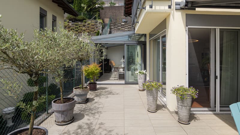 Affascinante casa di 5.5 locali con terrazza da sogno a Caslano (3)
