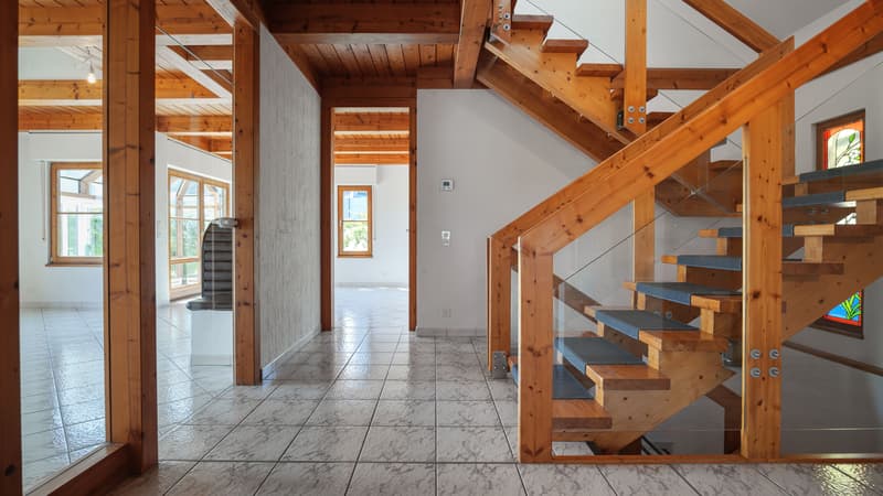 Grosszügiges 4.5-Zimmer-Haus mit Pool in Nesselnbach (4)