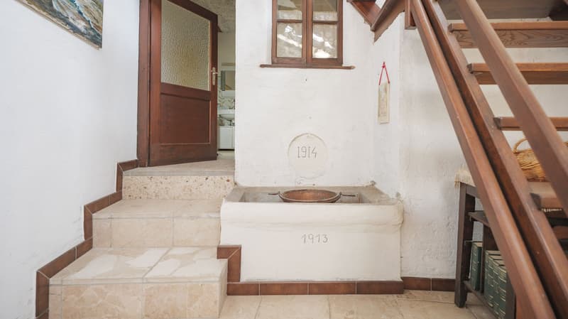 Caratteristica e ristrutturabile casa di 5 locali a Cabbio (5)