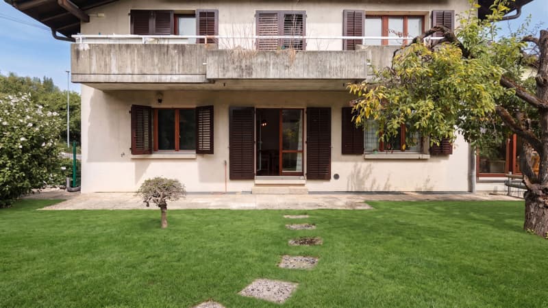 Zweifamilienhaus mit grossem Garten und viel Potenzial in Safnern (8)