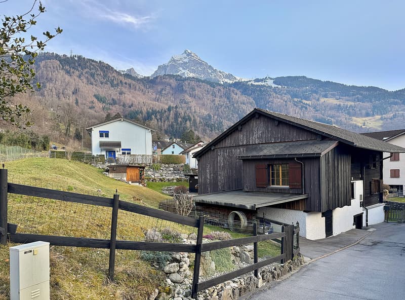 Historisches 5.5-Zi.-Haus von Mollis, top saniert 2017 - kaufen (5)