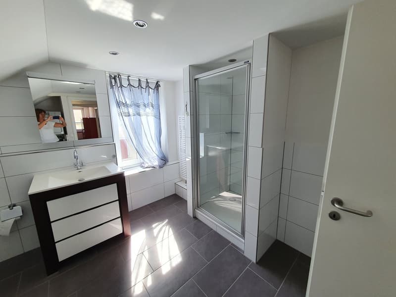 moderne, lichtdurchflutete 3.5 Zimmer-Wohnung im Zentrum von Buchs (5)