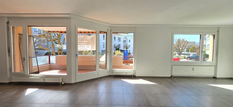 Frisch renovierte 4.5 Zi.-Wohnung direkt neben Kindergarten- & Grundschule (6)