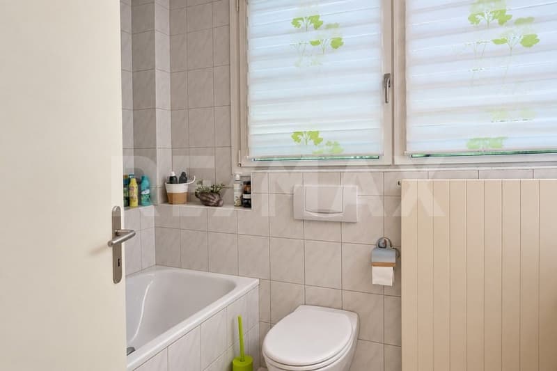 Grosszügiges 5.5-Zimmer-Eckhaus in Therwil (12)