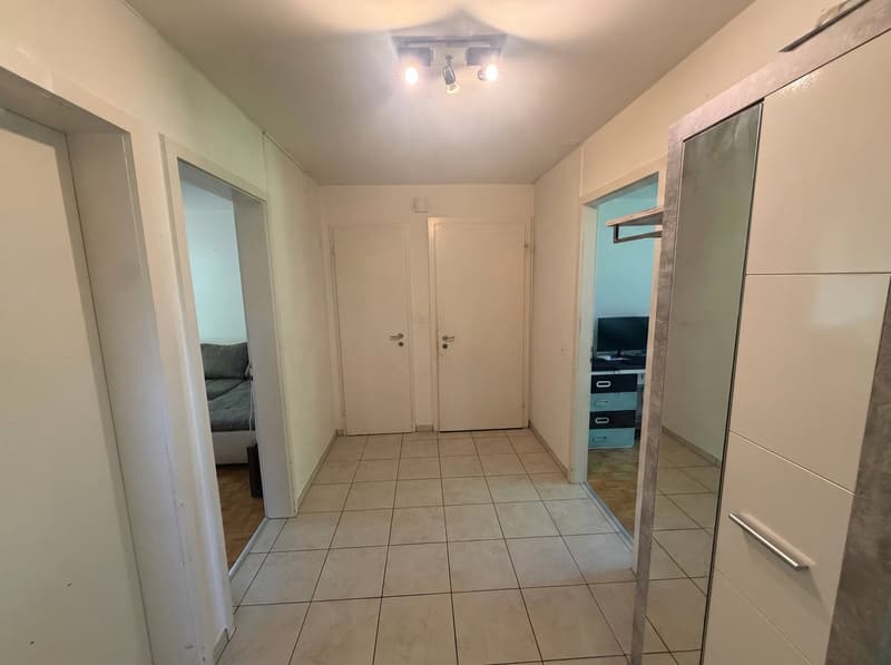 Gemütliche 3.5 -Zimmer-Wohnung mit Balkon in Reinach BL (5)