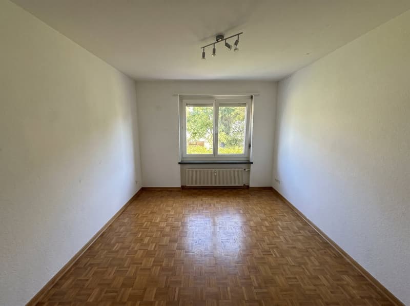 Gemütliche 3.5 -Zimmer-Wohnung mit Balkon in Reinach BL (3)