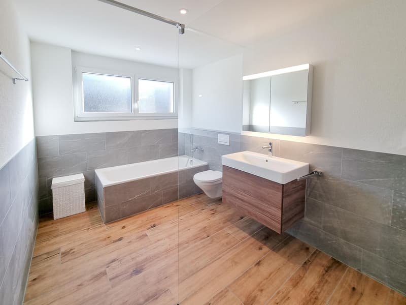 Grosszügige 3.5 Zi-Wohnung mit Gartensitzplatz (11)