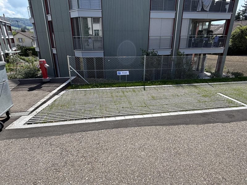 Aussenabstellplatz zu vermieten in Affoltern am Albis (2)