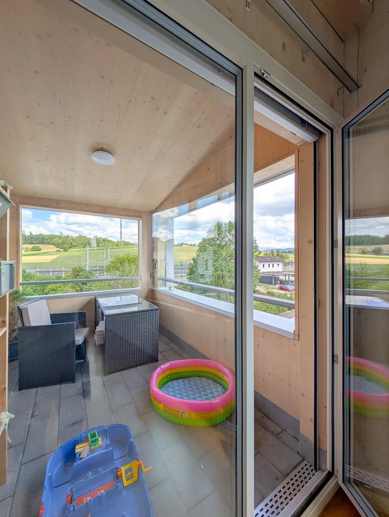 Gepflegte Duplex-Dachwohnung mit gemütlicher Loggia (9)