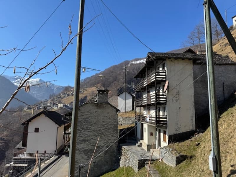 ONSERNONE COMOLOGNO - Casa rustica - due appartamenti (2)
