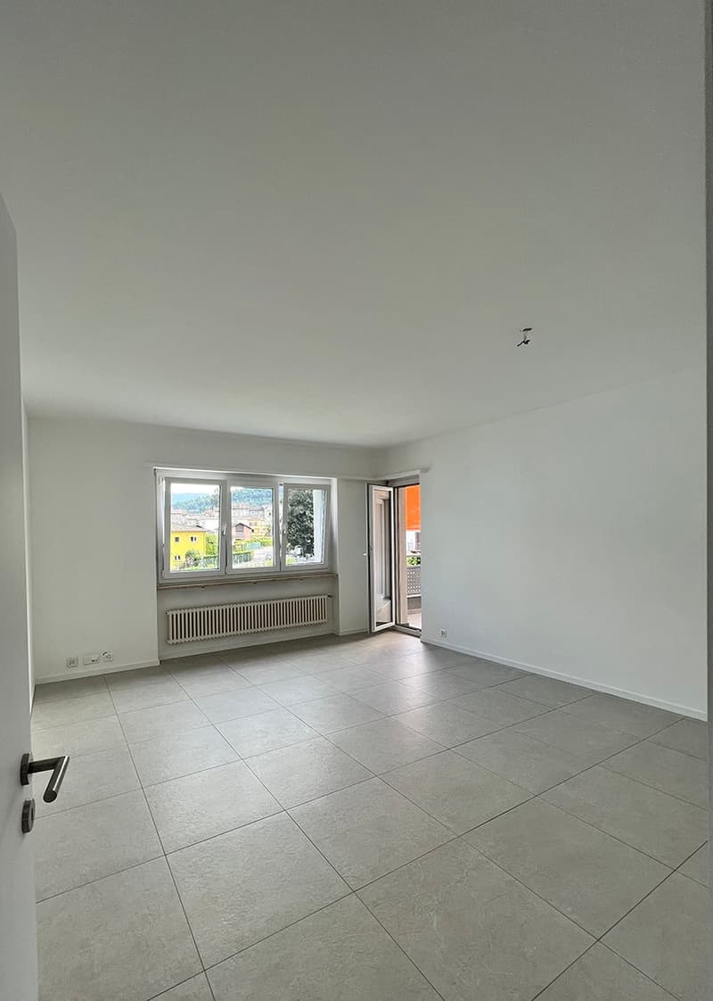 Losone – 4.5 locali con ampio giardino privato in zona tranquilla (2)