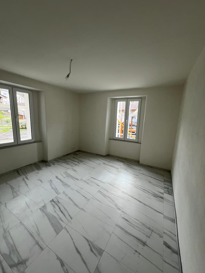 empty room, white marble tiles, two windows, white walls, ceiling light