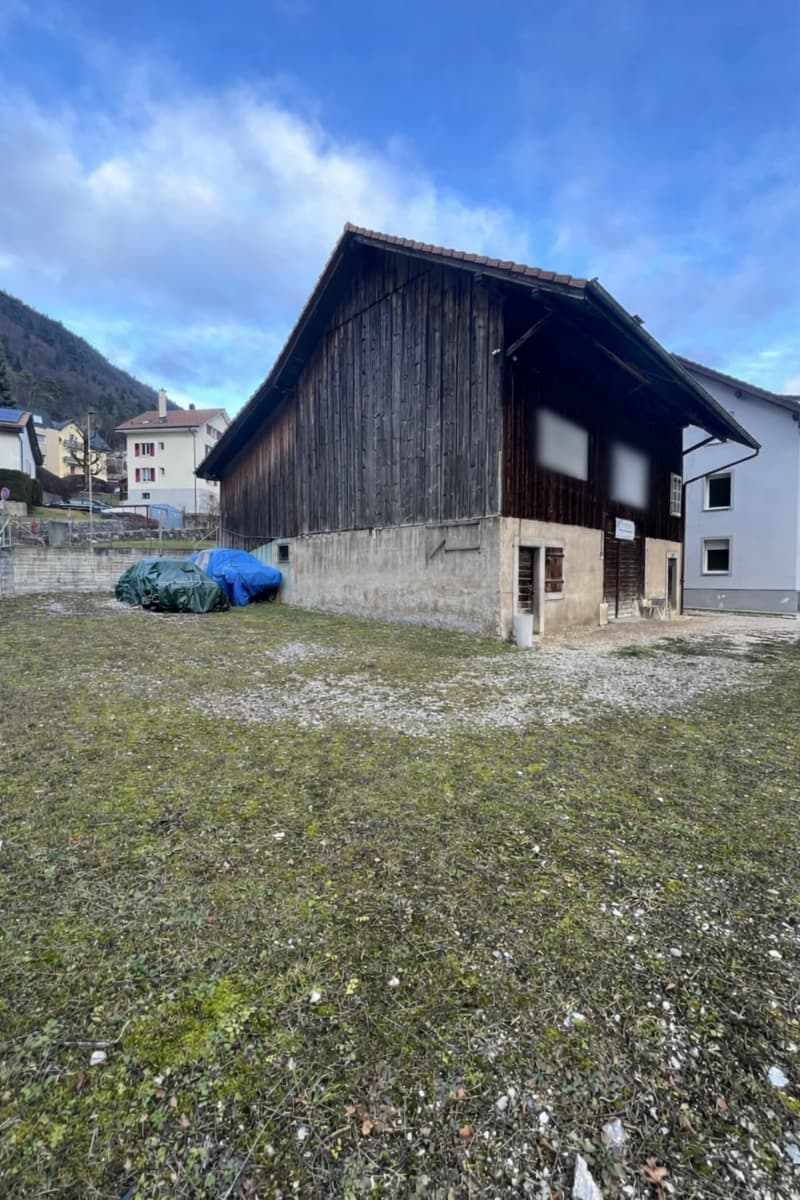 Ancienne grange à rénover – Opportunité d’investissement à Moutier (zone HA3pc) (2)