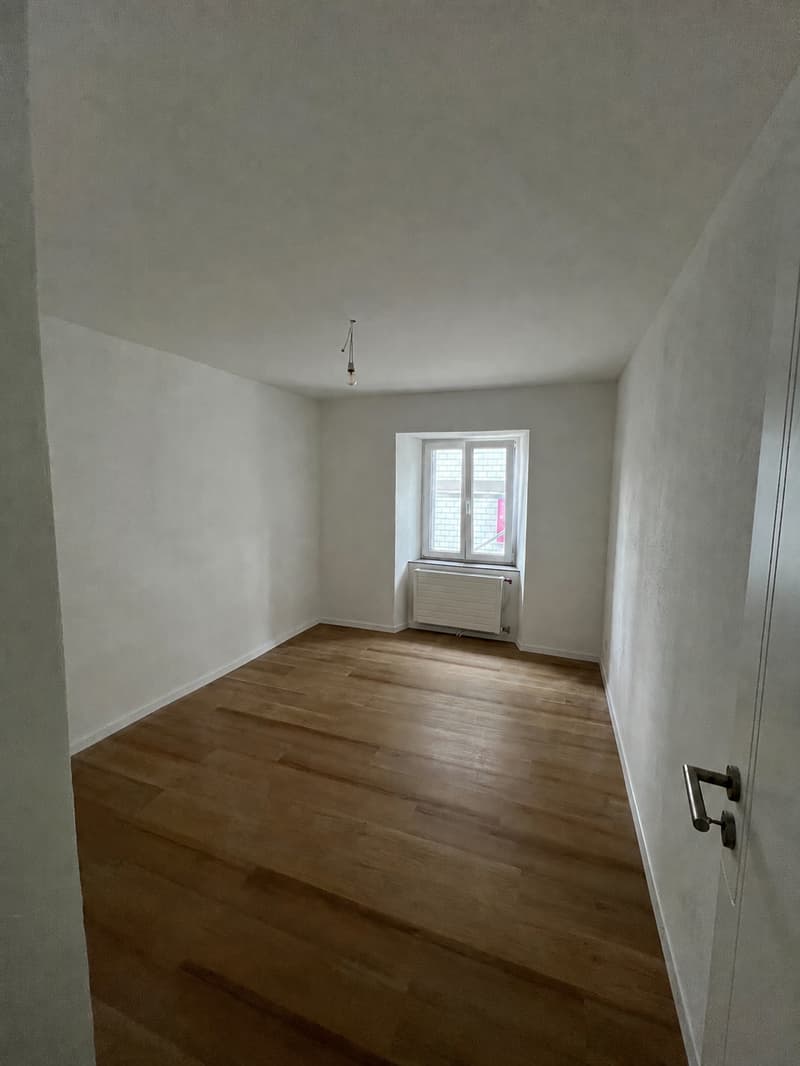 Appartement rénové de 3 pièces – CHF 1’050.– charges comprises (5)