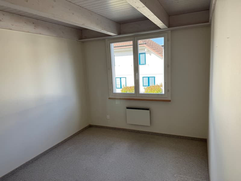 Freistehendes 5.5 Zmmer Einfamilienhaus, das Suchen hat ein Ende ! (12)