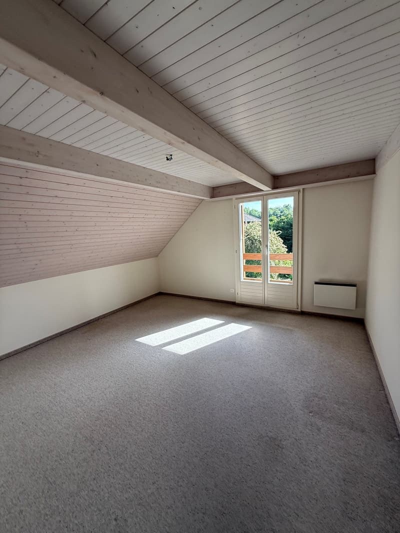 Freistehendes 5.5 Zmmer Einfamilienhaus, das Suchen hat ein Ende ! (15)