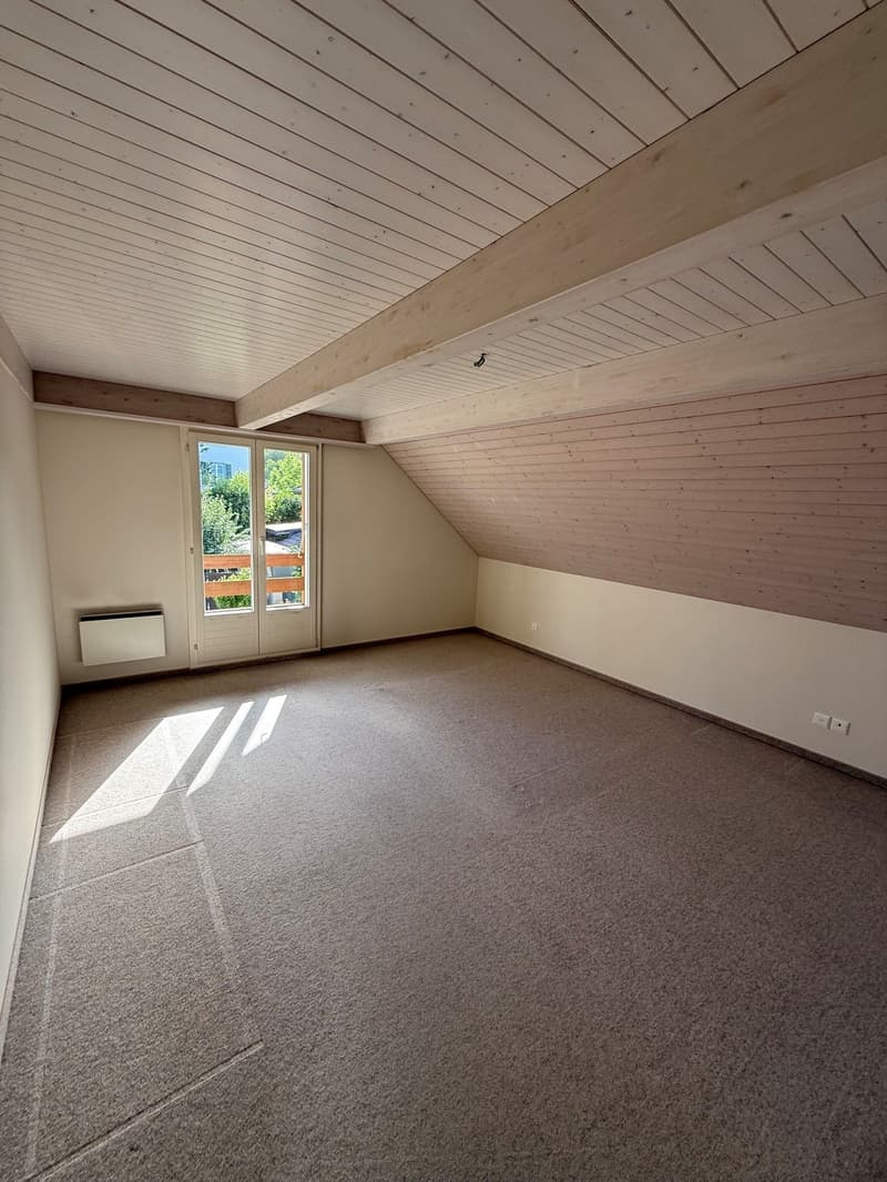 Freistehendes 5.5 Zmmer Einfamilienhaus, das Suchen hat ein Ende ! (16)