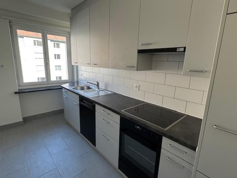 Appartamento di 3 locali in un edificio storico (6)