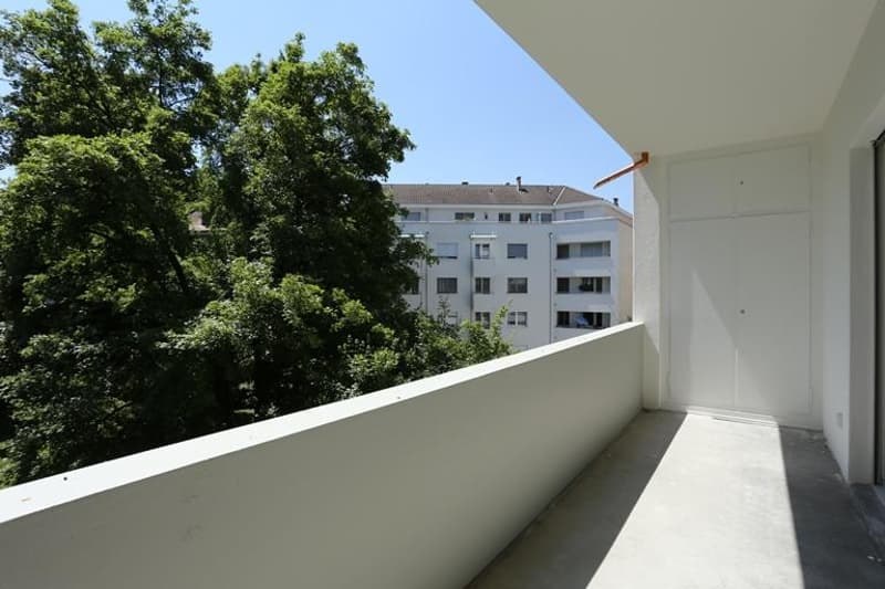 schöne 2-Zimmerwohnung in sanierter, gepflegter Liegenschaft (7)