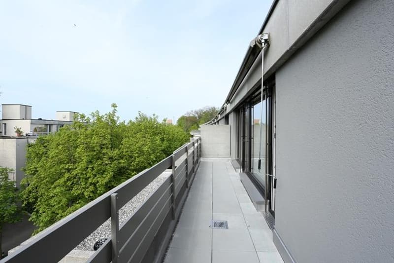 Sonnige 3,5-Zimmer-Dachwohnung Nähe der Langen Erlen (8)