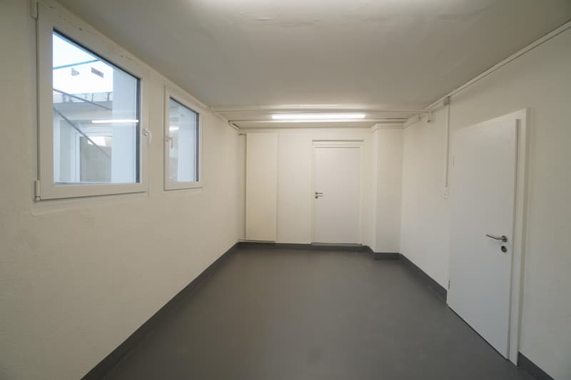 Werkstatt / Atelier / Büro (5)