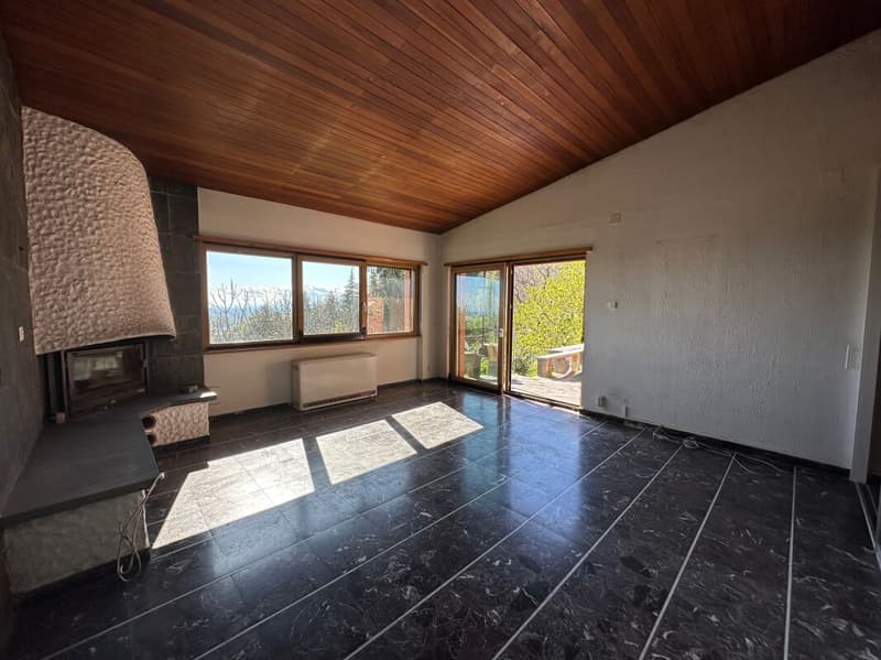 Sagno, Valle di Muggio: casa su un livello con vista iconica e layout aperto (3)