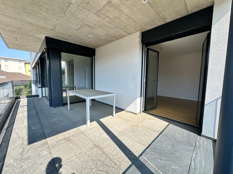 Grosszügige Wohnung mit Terrasse und freier Aussicht in ruhiger Lage von Vacallo (10)
