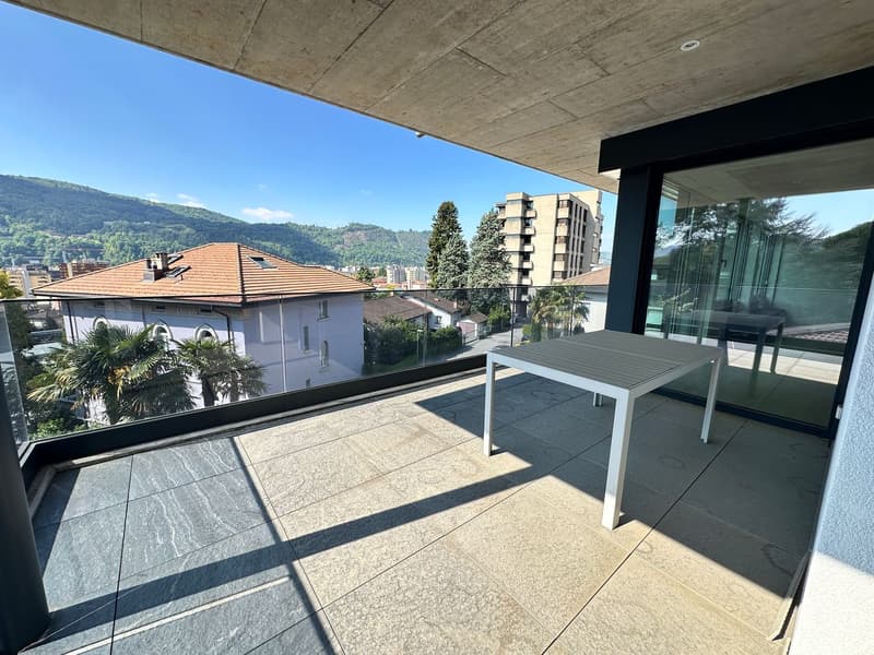 Grosszügige Wohnung mit Terrasse und freier Aussicht in ruhiger Lage von Vacallo (9)