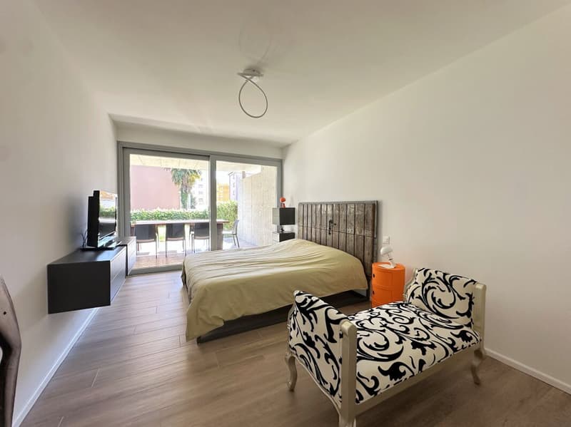 Moderne 2,5-ZWg mit Garten in Bellinzona (5)