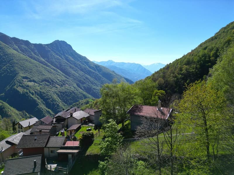 Typisches Berghaus im Val Morobbia (14)