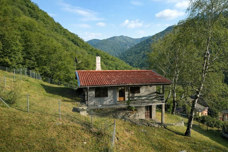 Typisches Berghaus im Val Morobbia (9)