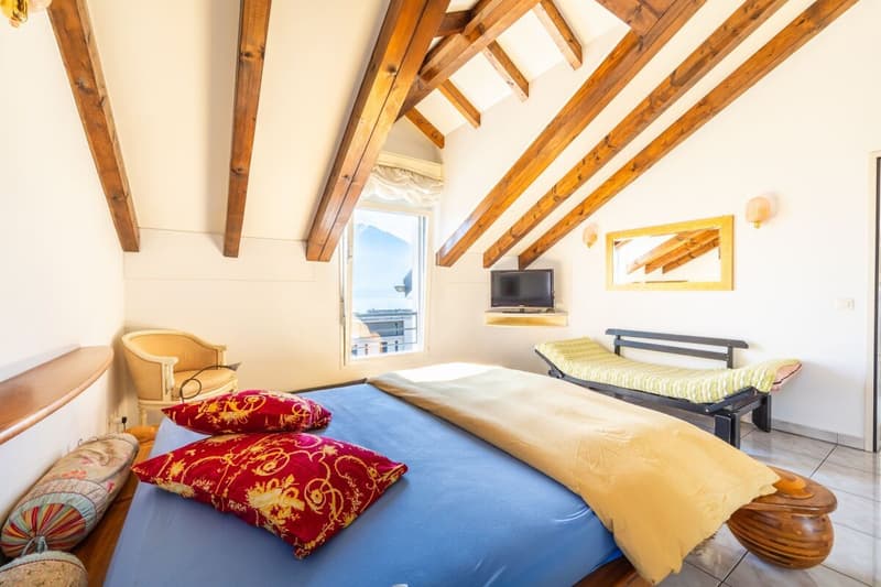 Minusio: prestigioso attico duplex con vista Lago Maggiore (17)