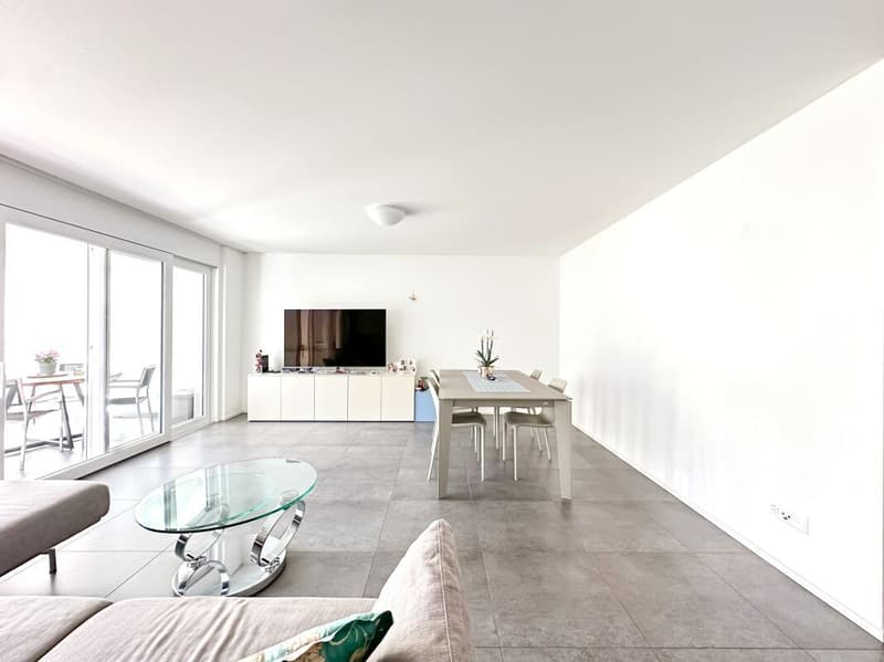 Splendido 4,5 locali a Tenero: un appartamento con il comfort di una casa! (5)