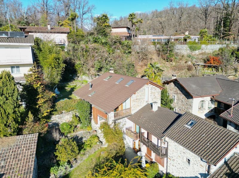 Magnifique maison jumelée à Arcegno (2)