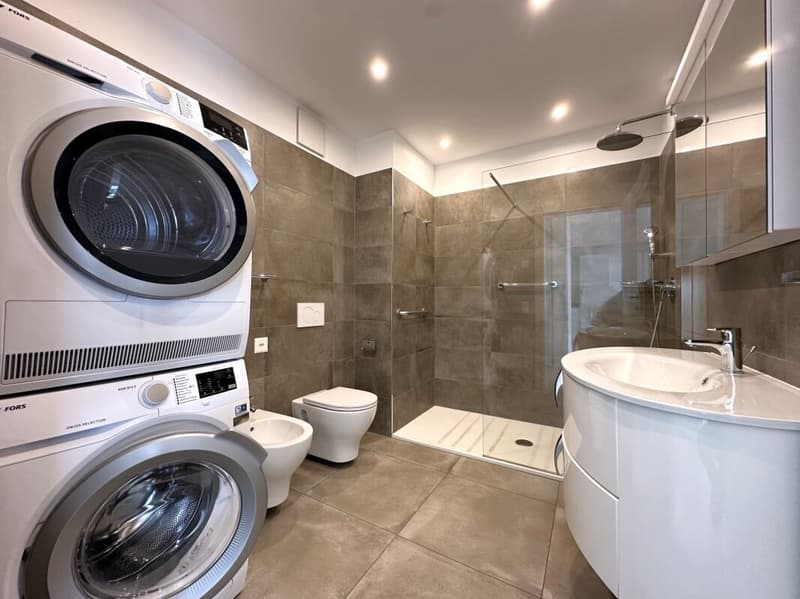 2.5-Zimmer-Wohnung in Minusio mit Seesicht (5)