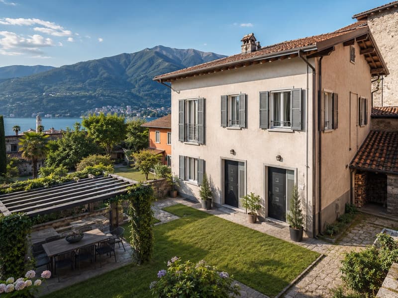 Casa bifamiliare a reddito con parco privato a Brusino Arsizio (1)