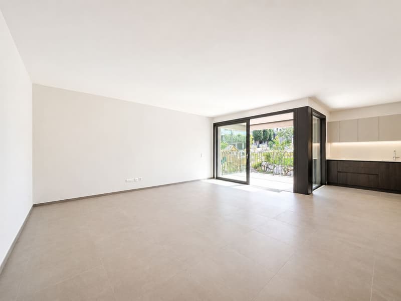 Moderne 3.5-ZWg im Grünen in Gordola (2)