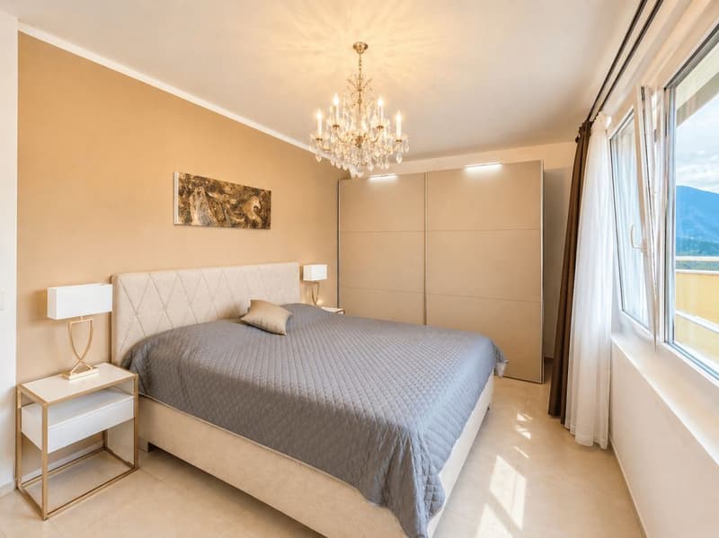 Moderne 3.5-Zimmer-Wohnung mit herrlichem Seeblick und 2 Tiefgaragenplätzen (6)