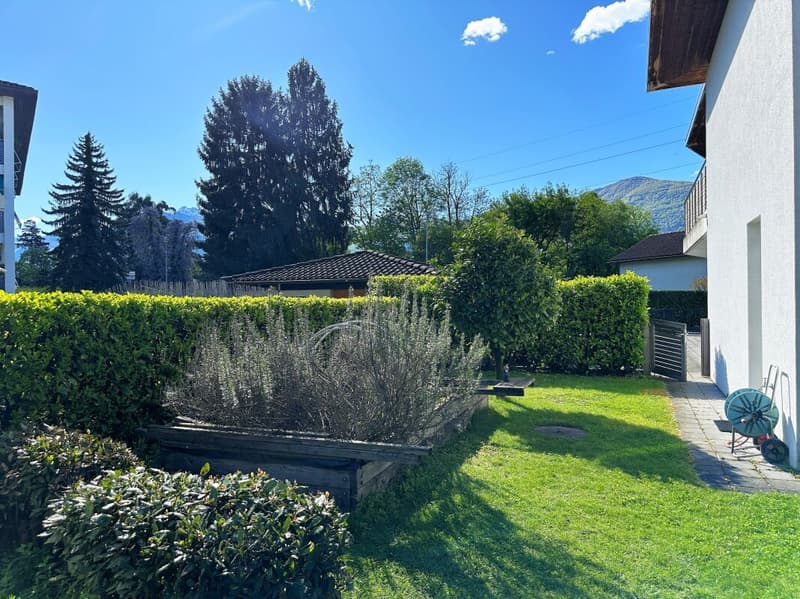 Hochwertiges Einfamilienhaus mit Sauna, Innenpool und Aufzug (11)